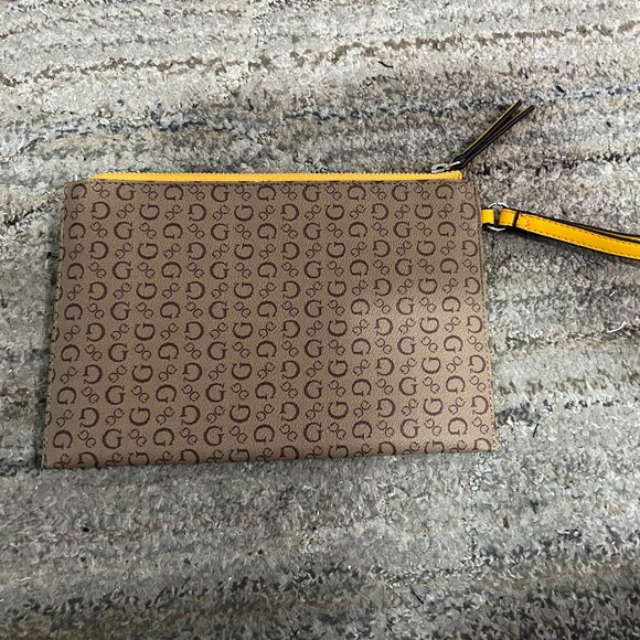 Guess yellow pocket-book - Picture 3 of 7